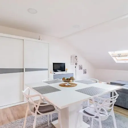 Imperial 1, 2 E 3 Apartment *