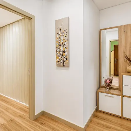 Apartamento Imperial 1, 2 E 3 *